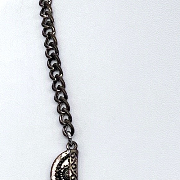 Unique Vintage Gray Jeweled SilverTone Tribal Statement Necklace - Picture 4 of 6